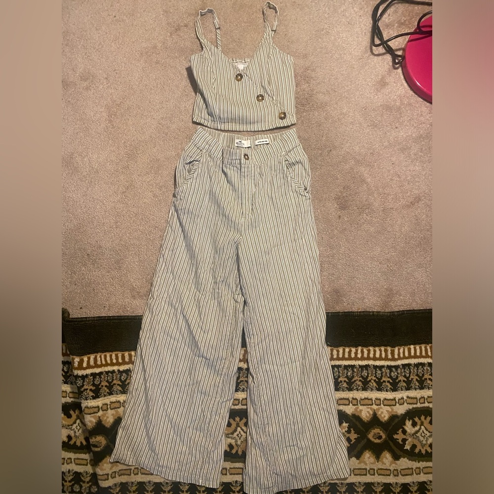 Hollister set